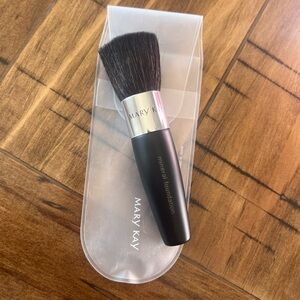 Mary Kay Black Mineral Foundation Brush